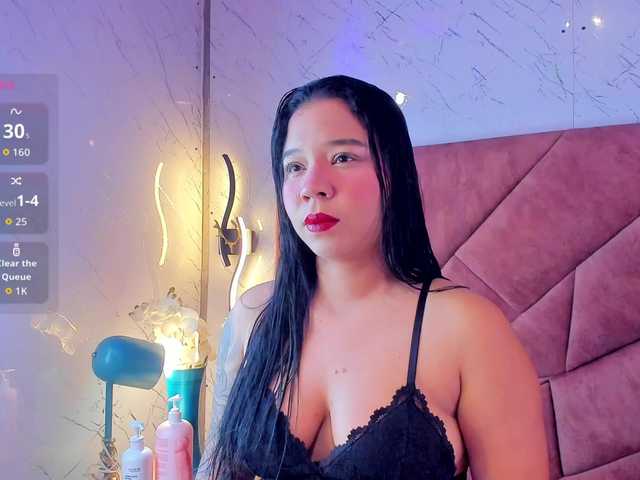 AriannaFoxxy live cam on BongaCams