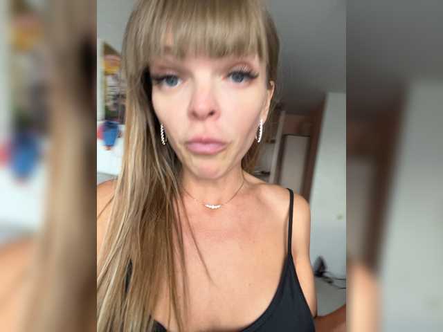 Sex-mia live webcam show