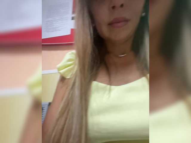 Sex-mia live cam on BongaCams
