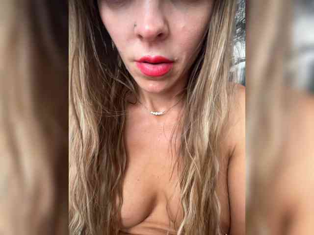Sex-mia Sex Cam Show