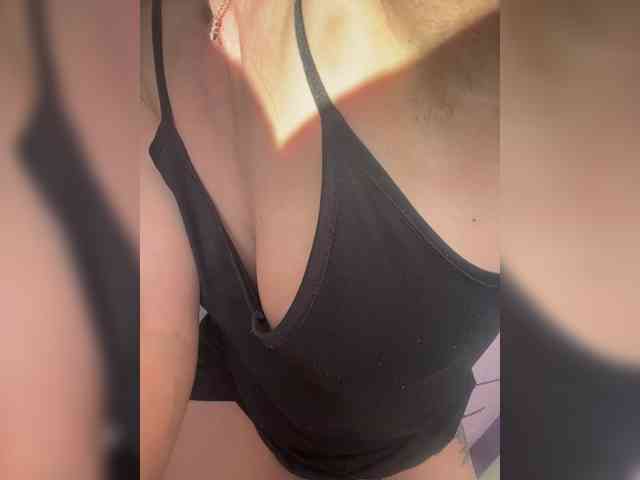 Dit model is nu live. Sex-mia