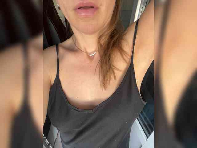 Модель: Sex-mia