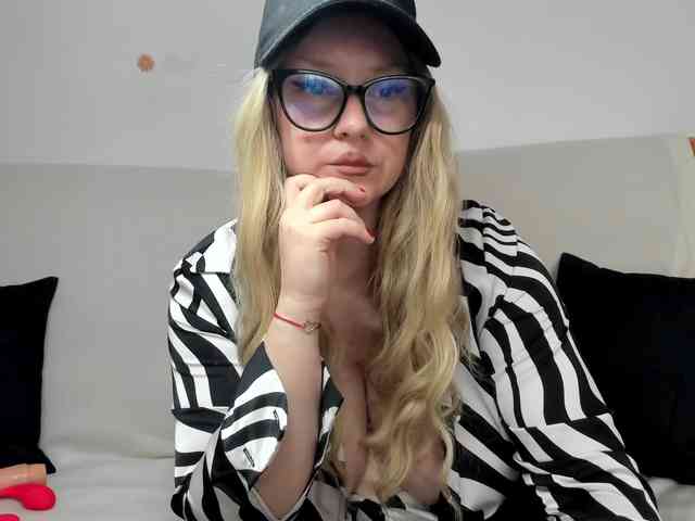 Kittyhumps webcam