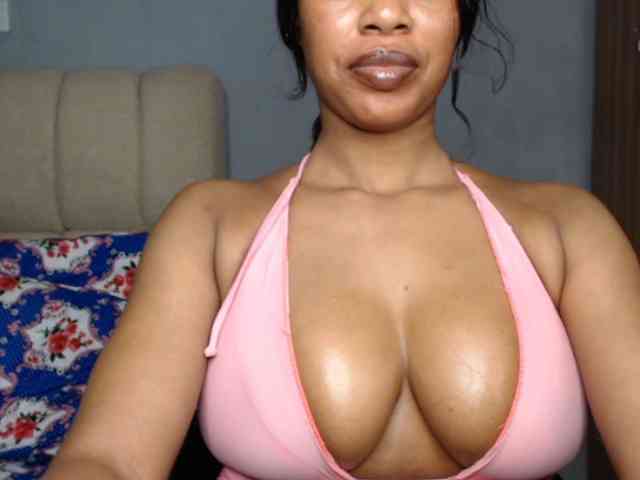 Shallie-choco webcam