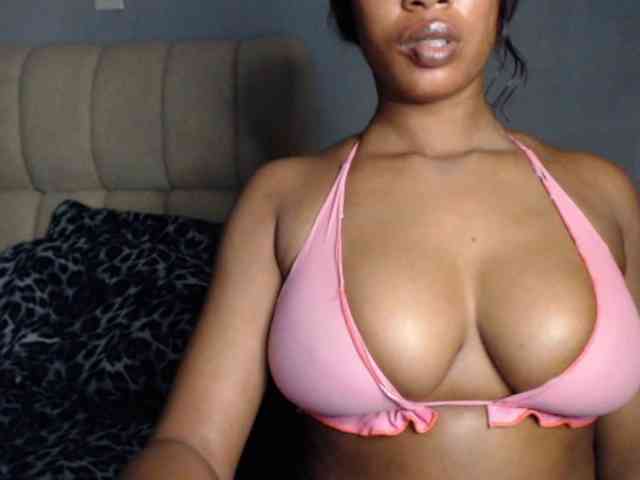 Shallie-choco webcam