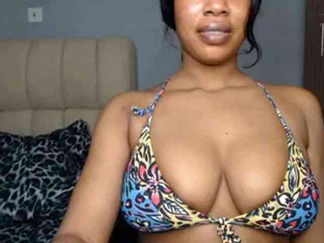 Shallie-choco webcam
