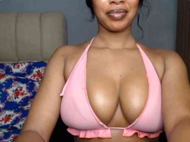 Shallie-choco webcam