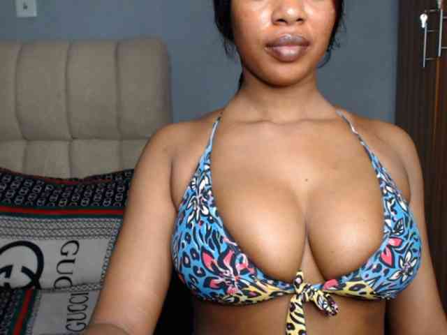 Shallie-choco webcam