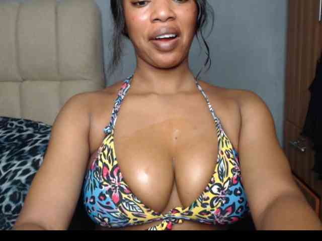 Shallie-choco webcam