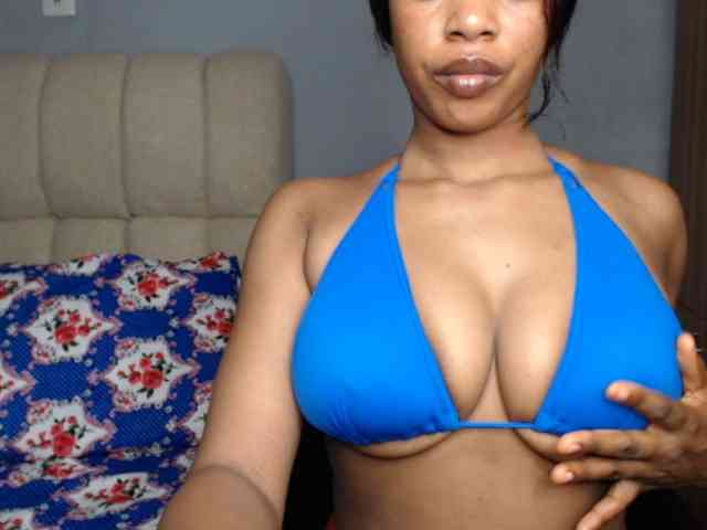 Shallie-choco webcam