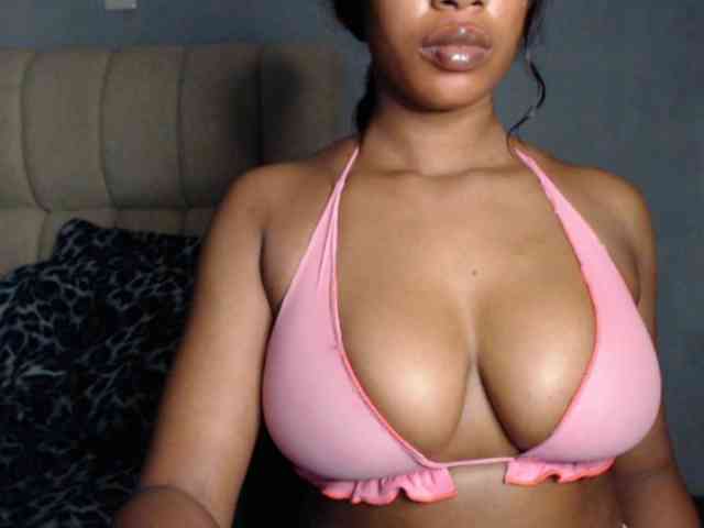 Shallie-choco webcam