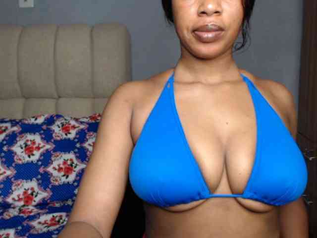 Shallie-choco webcam
