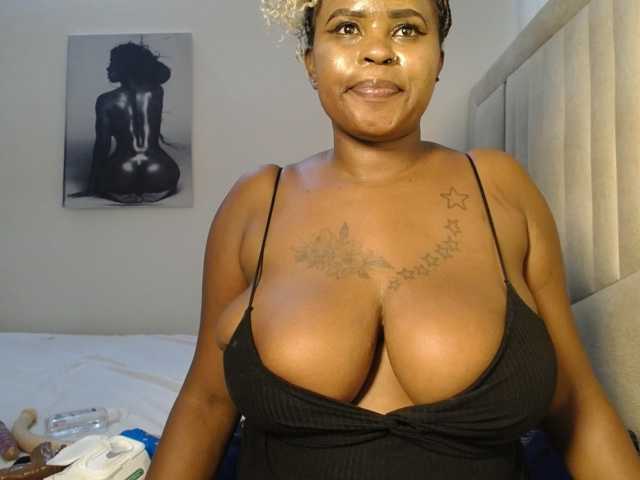 QueenMyaa