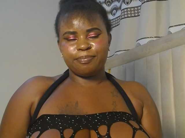 QueenMyaa