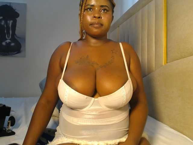 QueenMyaa