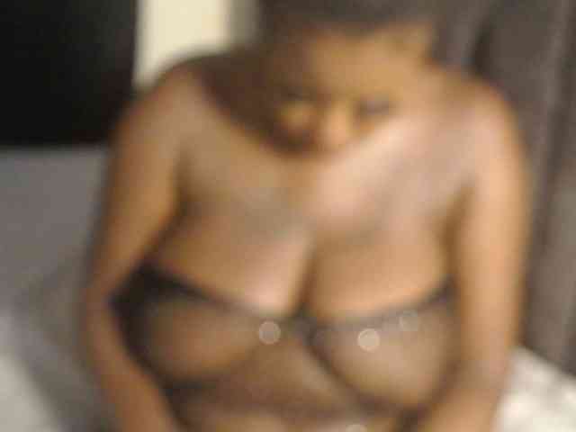 QueenMyaa QueenMyaa
