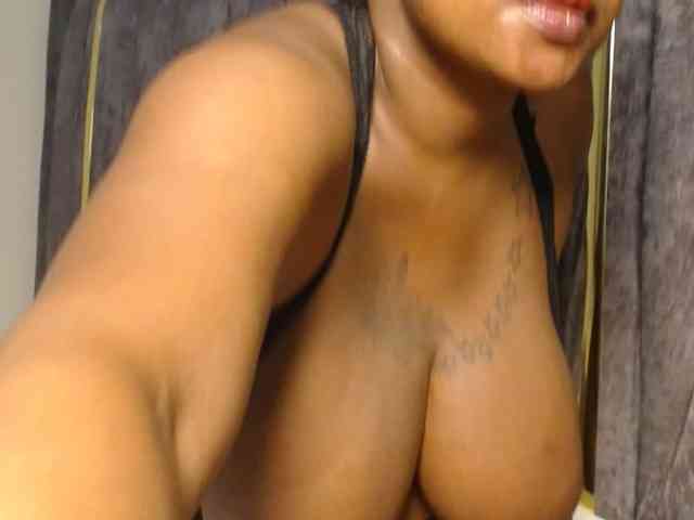 QueenMyaa