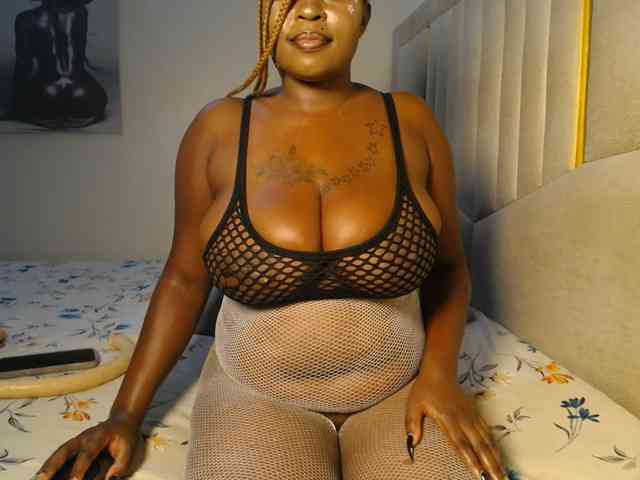QueenMyaa
