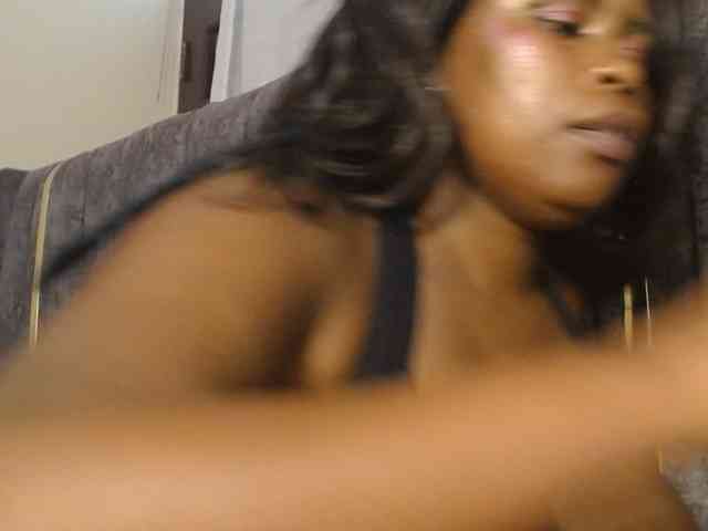 QueenMyaa