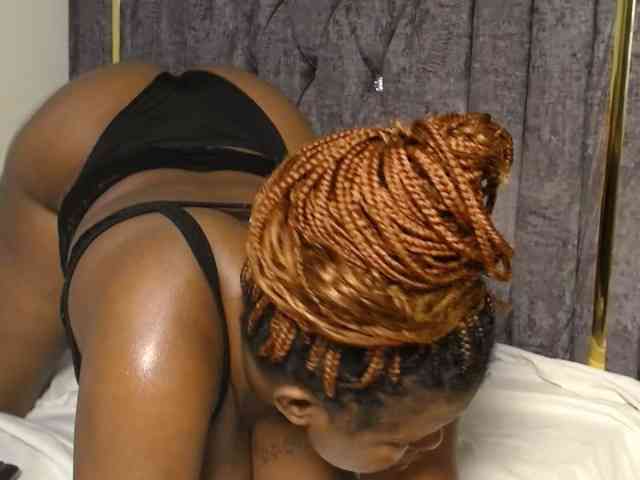 QueenMyaa QueenMyaa