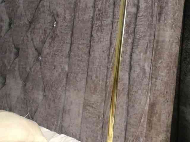 QueenMyaa webcam