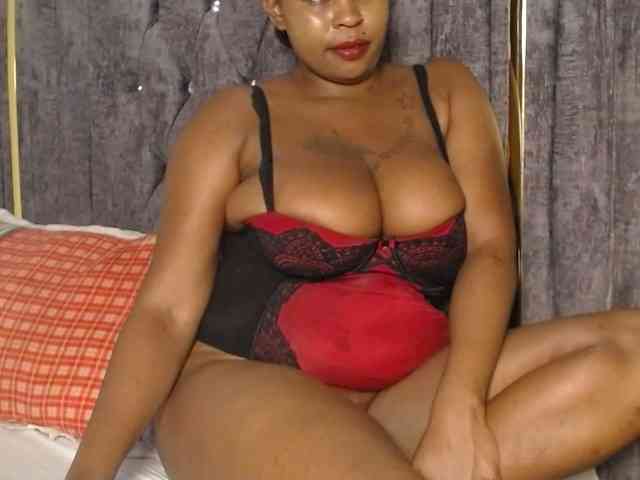 QueenMyaa