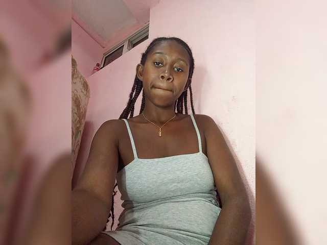 Natacha24 live cam on BongaCams