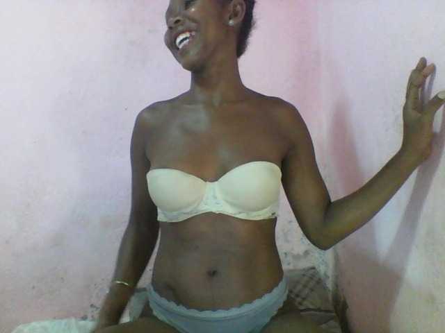 Natacha24 webcam bongacams model stream image