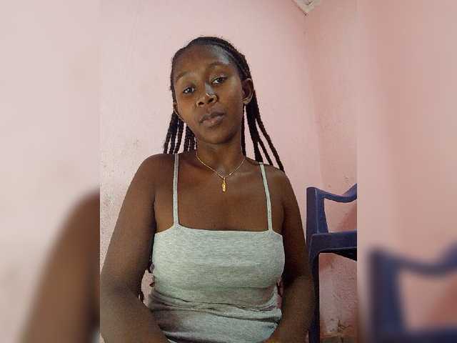 Natacha24 live cam on BongaCams