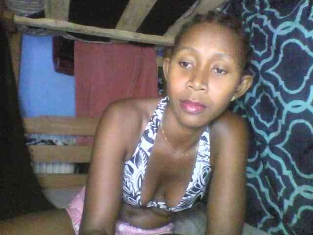 Natacha24 webcam