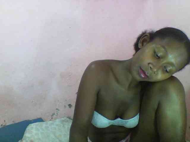 Natacha24 webcam