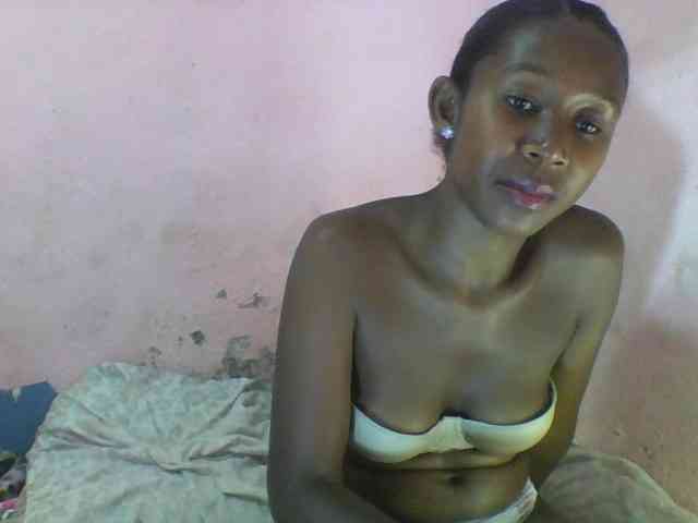 Natacha24 webcam