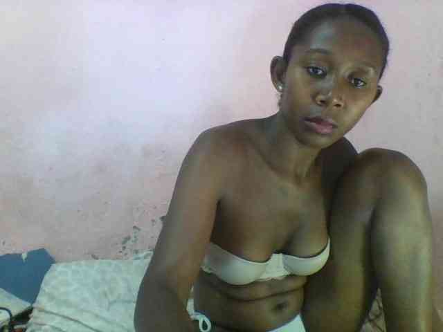 Natacha24 webcam