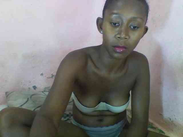 Natacha24 webcam