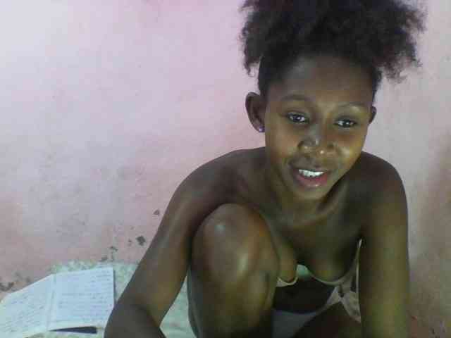Natacha24 webcam