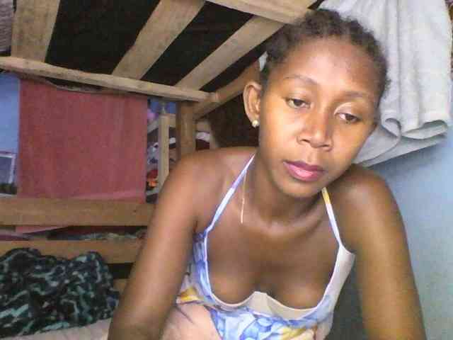 Natacha24 webcam