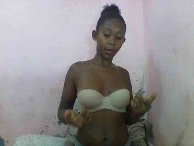 Natacha24 webcam