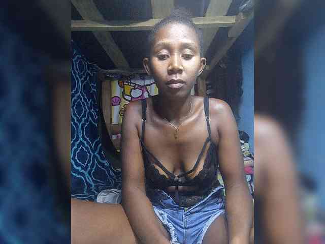 Natacha24 webcam