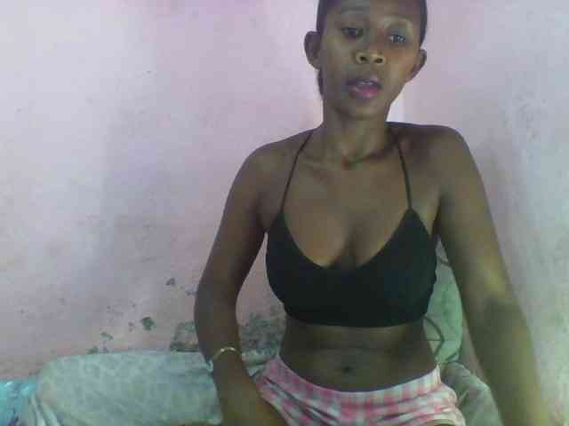 Natacha24 webcam