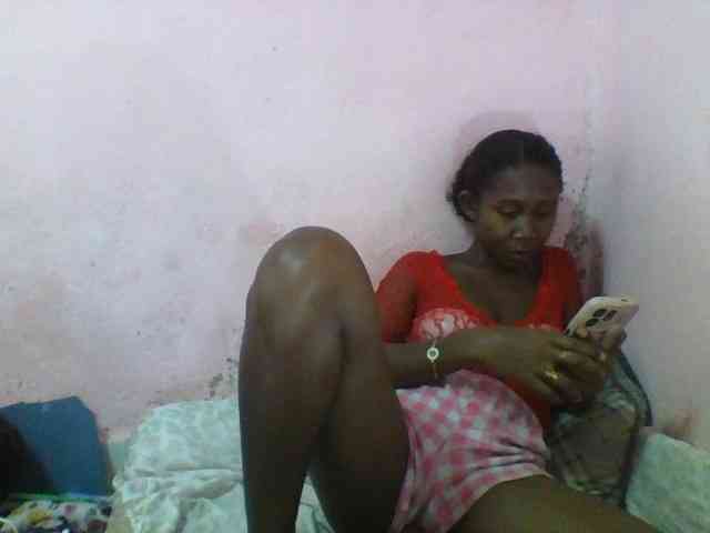 Natacha24 webcam