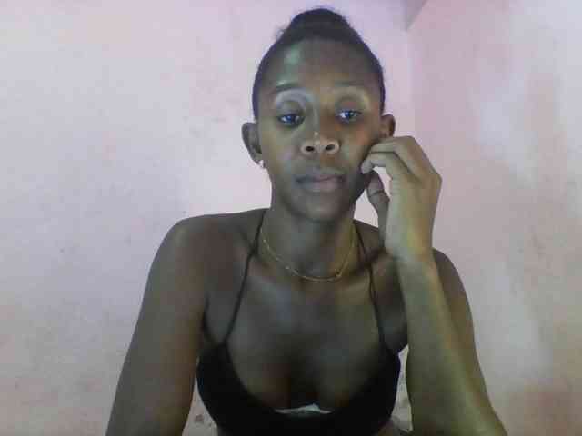 Natacha24 webcam