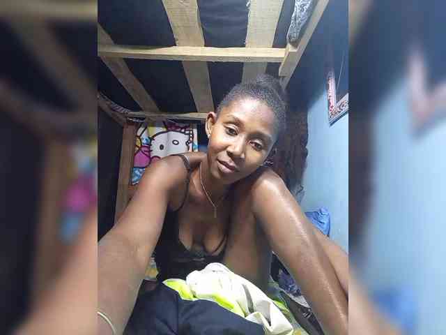 Natacha24 webcam