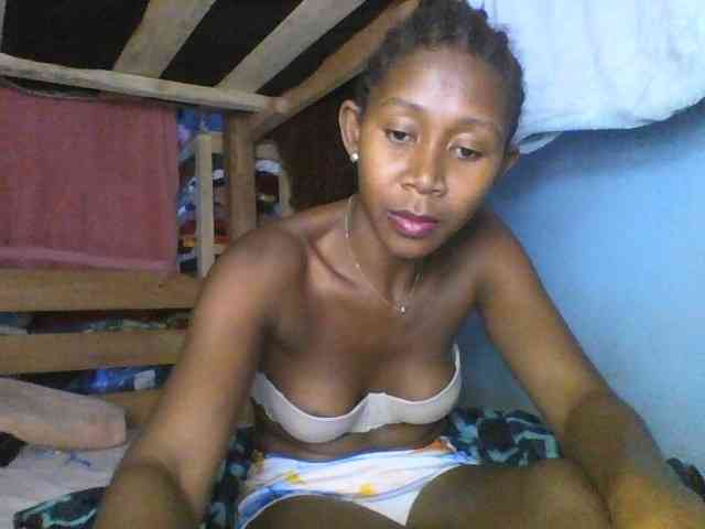 Natacha24 webcam