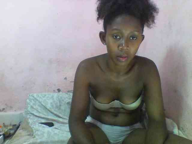 Natacha24 webcam