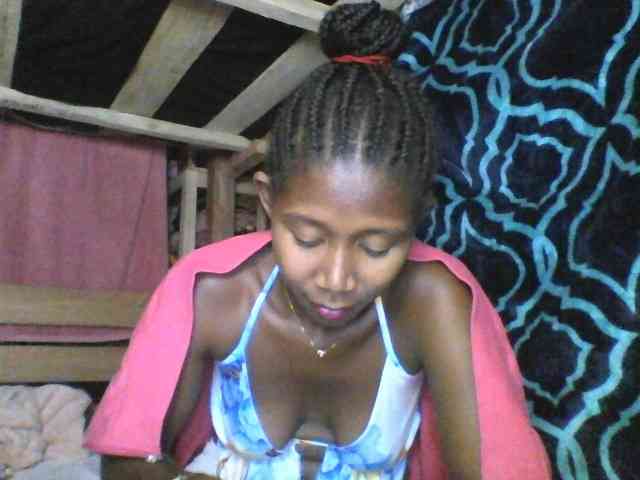 Natacha24 webcam