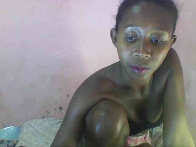 Natacha24 webcam