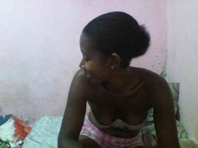 Natacha24 webcam