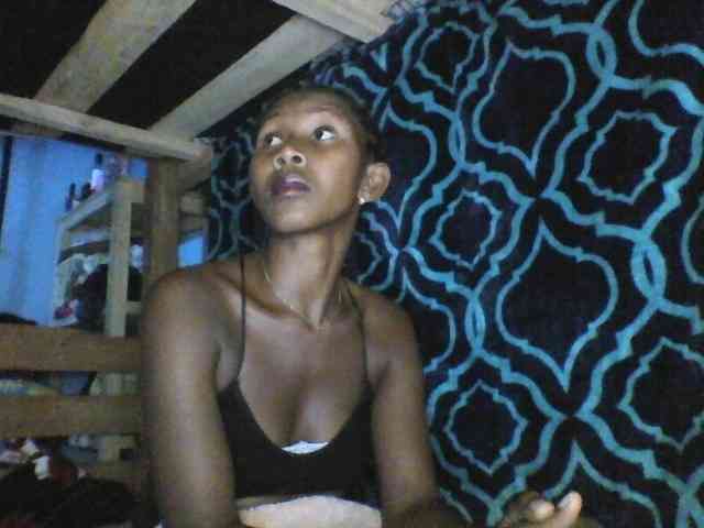 Natacha24 webcam