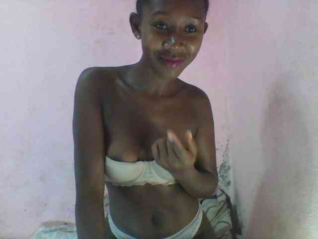 Natacha24 webcam