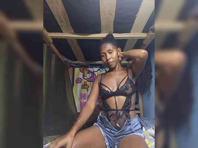 Natacha24 webcam